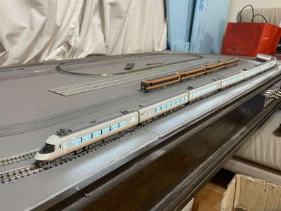 TOMIX Kintetsu Urban Liner Plus 8-car Model with Interior Lighting Installed