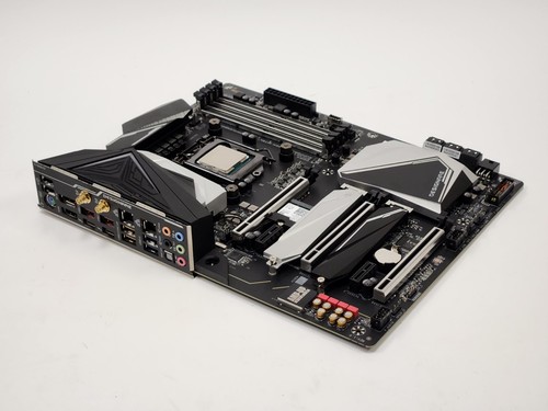 Asus Prime Z390 Designare Mainboard mit i9-9900k @ 3,6Ghz CPU + I/O Shield