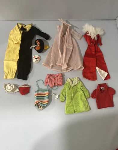 Vtg 60s Barbie And Ken Dolls Lot Of Clothes & Accessories Mattel 1960's Original