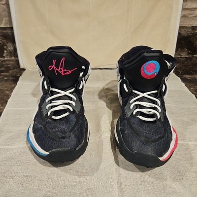 Nike Kyrie 8 Infinity South Beach Size 10.5 Basketball blue  pink Black 