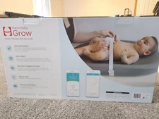 Hatch Baby HBG16001GRY Grow Smart Changing Pad and Scale