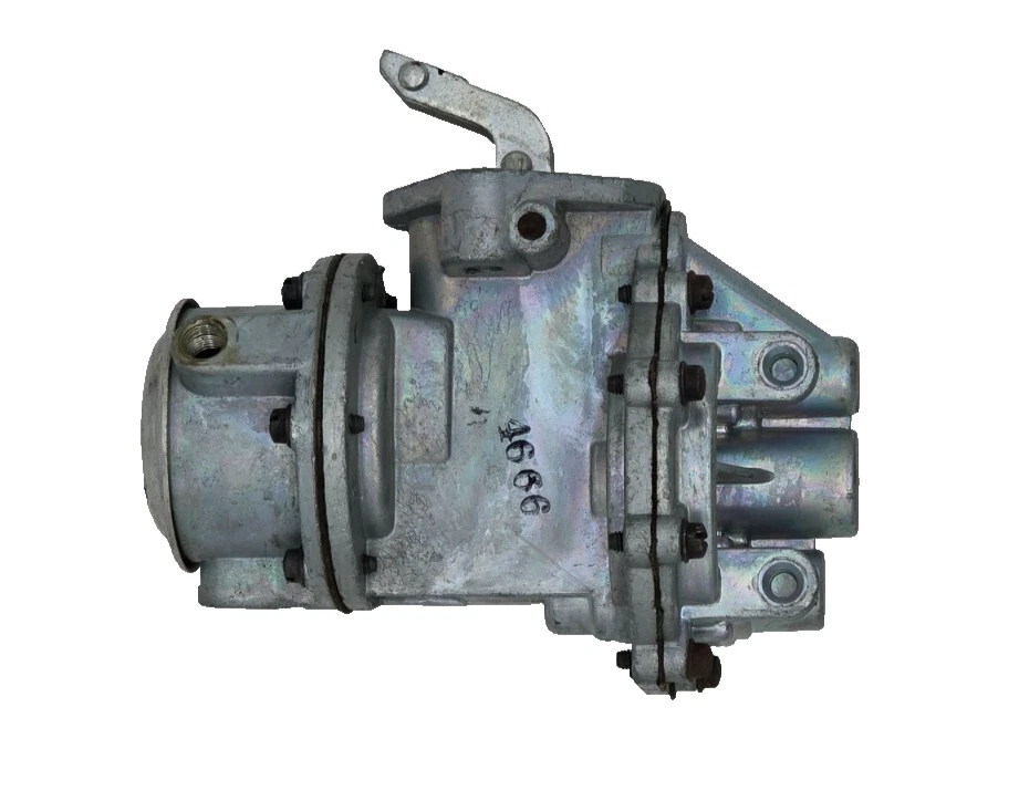 Fuel Pump 1958 Chevrolet - Image 4 of 4