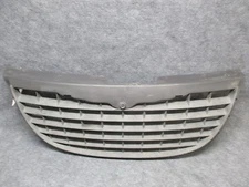 2001-2004 2002 2003 Chrysler Voyager Grille Gray Part No. 04857339AA OEM 25326