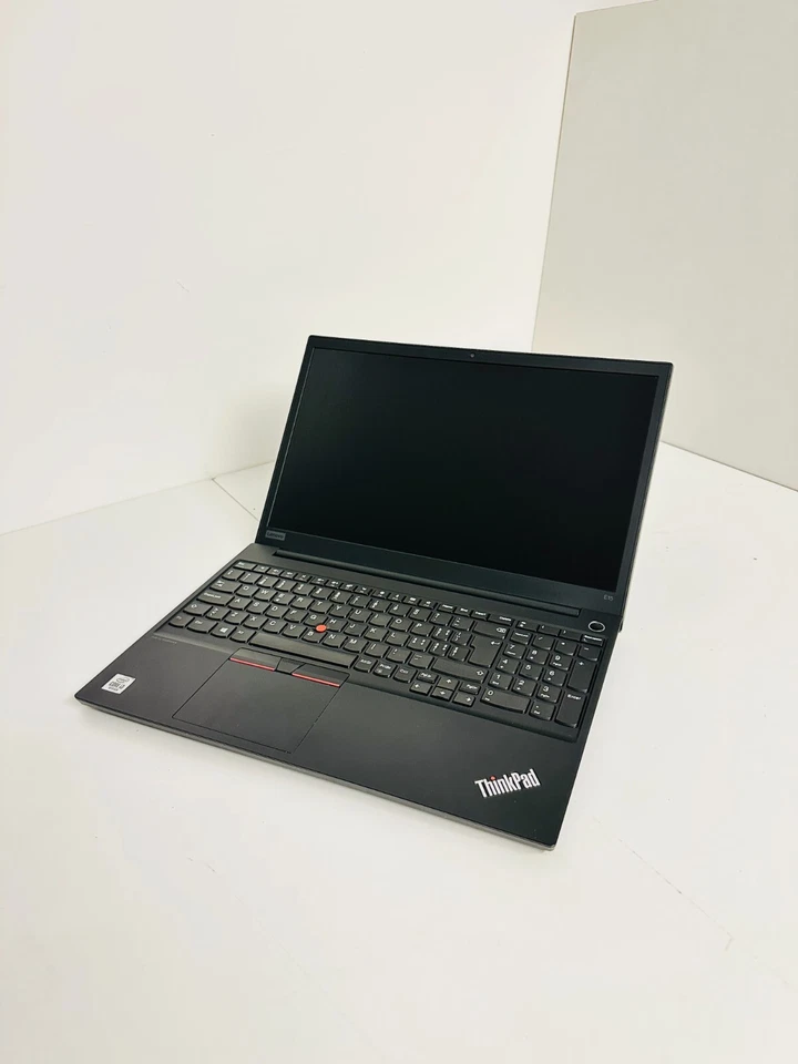 Lenovo ThinkPad E15 · i3-10110U · 8GB · 256GB, foto 1 di 5
