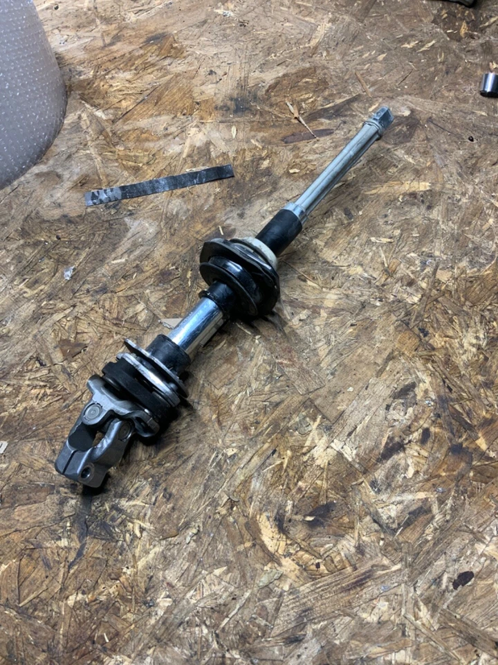 Coluna de direção 2010 Lincoln Navigator Expedition eixo médio junta em U - Imagem 2 de 2