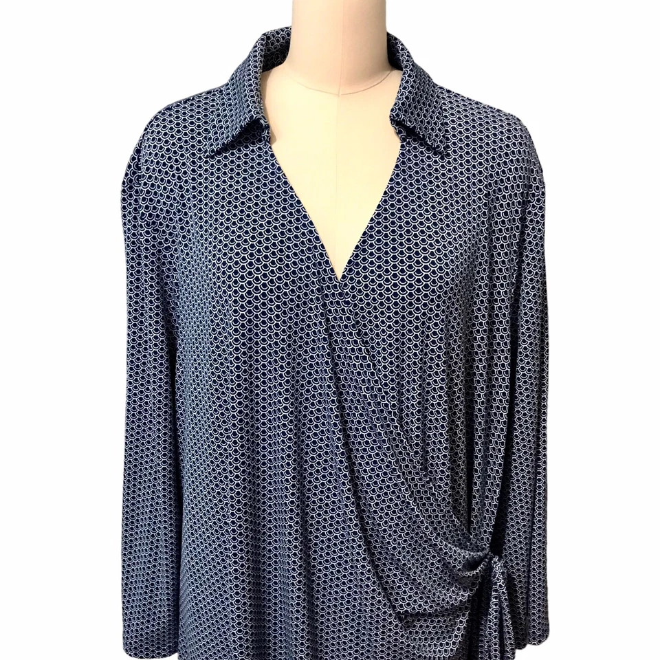 Vestido feminino The Limited com estampa geométrica envoltório falso azul carreira plus size 3X - Imagem 2 de 4