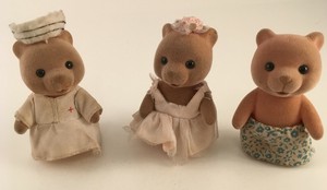 maple town calico critters