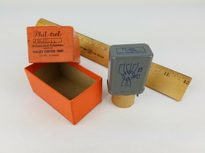 Vintage Phillips Control Corp 78000-11 Phil-trol Relay Actuator Solenoid Radio 