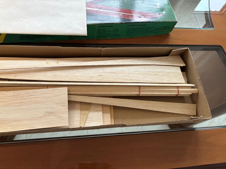 GRAUPNER ELEKTRO-FLY - Bild 4 von 4