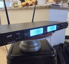 Rockville RWM3200UA UHF Dual Wireless Microphone System Receiver