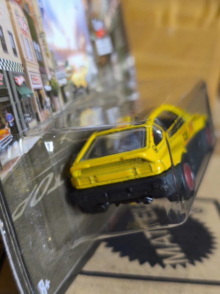 Hot Wheels Boulevard 85 Honda CRX Yellow - Image 4 of 4