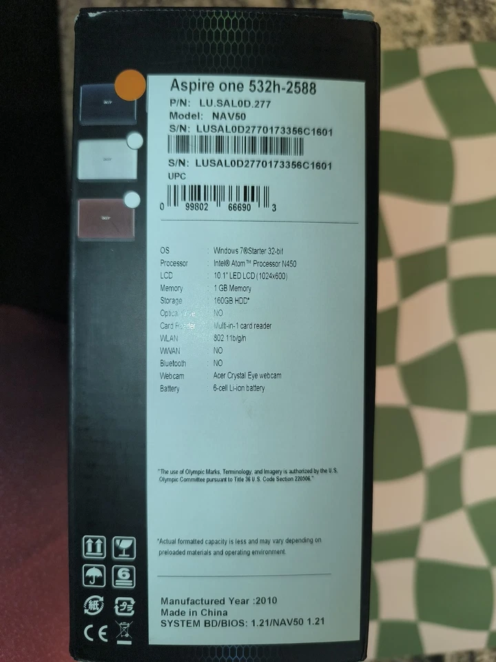 Acer Aspire One Netbook -Intel(R) Atom(TM) CPU N450 1.66 GHz - Image 3 of 4