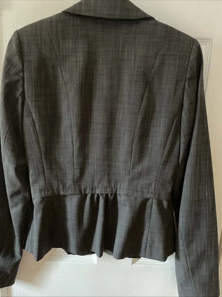 Blazer gris halógeno peplum talla 6 Foto 3 de 4