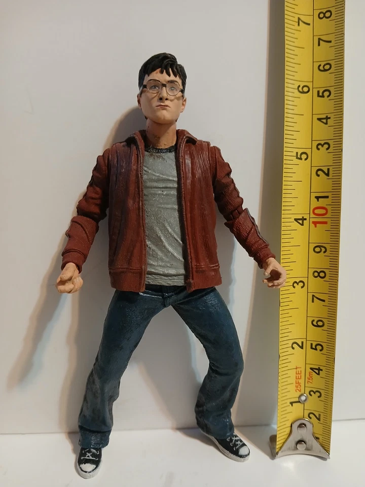 Harry Potter Half-Blood Prince HARRY POTTER 7" inch action figure NECA - Image 2 of 4