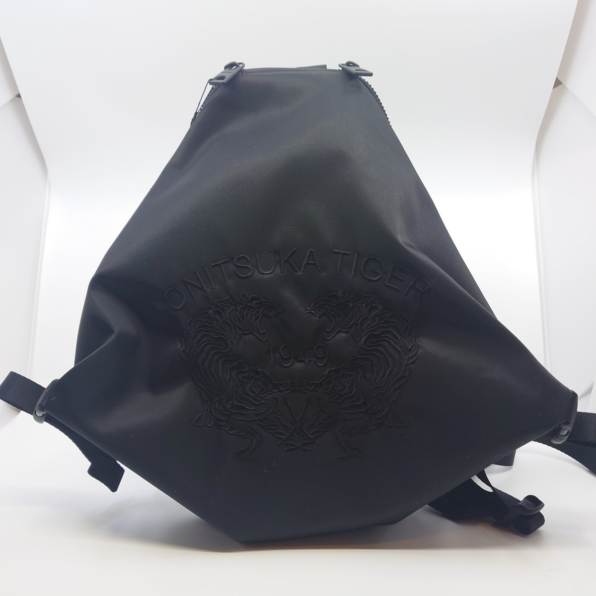 バッグ Onitsuka Tiger SMALL BACKPACK SMALL BACK PACK - Onitsuka Tiger | Onitsuka Tiger ONLINE STORE
