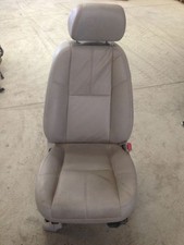 07 08 Gmc Silvrd 2500 Right Front Leather Seat Good Bottom Frame Rail Harness 07 08 Gmc Silvrd 2500 Right Front Leather Seat Good Bottom Frame Rail Harness