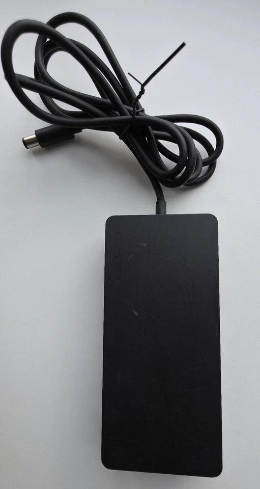 Genuine Microsoft Surface Dock 1661 for Surface Pro 4 5 6 Laptop + AC Adapter - Image 3 of 4