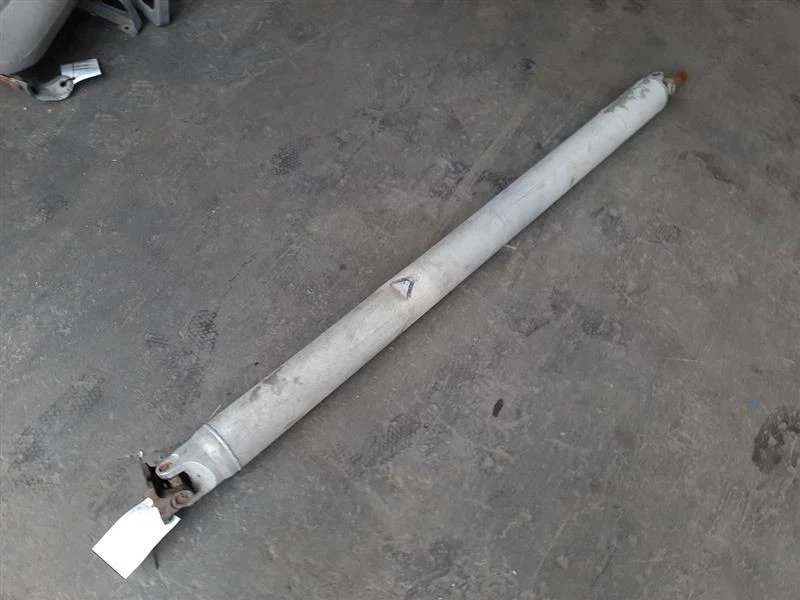 Rear Drive Shaft 4WD 3.7L Automatic Transmission 02-03 JEEP LIBERTY 52111558AD - Image 2 of 4
