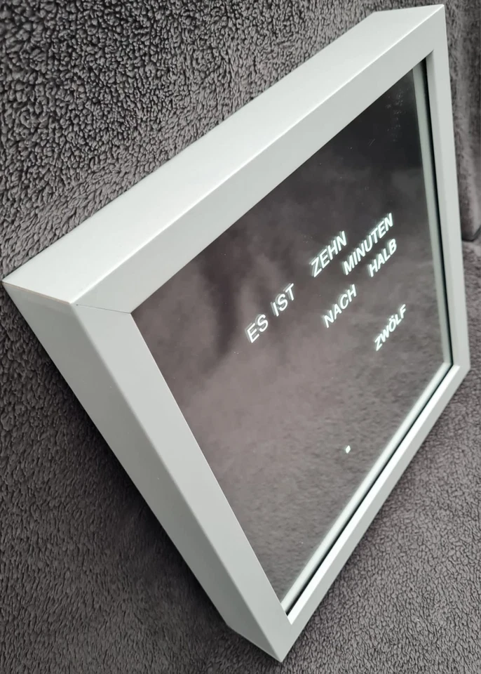 Wortuhr-Uhr mit Wortanzeige- Rahmen weiß - Wörteruhr- Standuhr-Wanduhr-wordclock - Bild 2 von 4