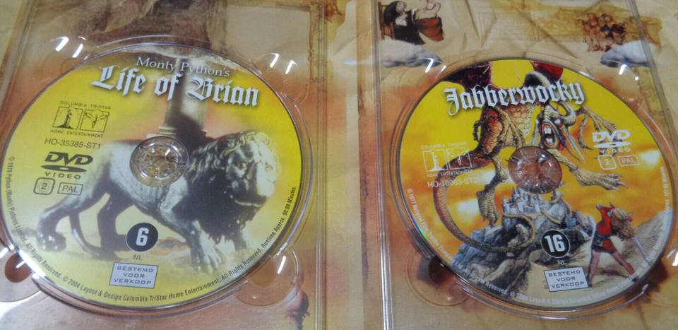 MONTYS ENZYKLO PYTHONIA 4 DVD MONTY PYTHON MOVIE BOX SET *PAL* REGION 2 HTF - Image 3 of 4