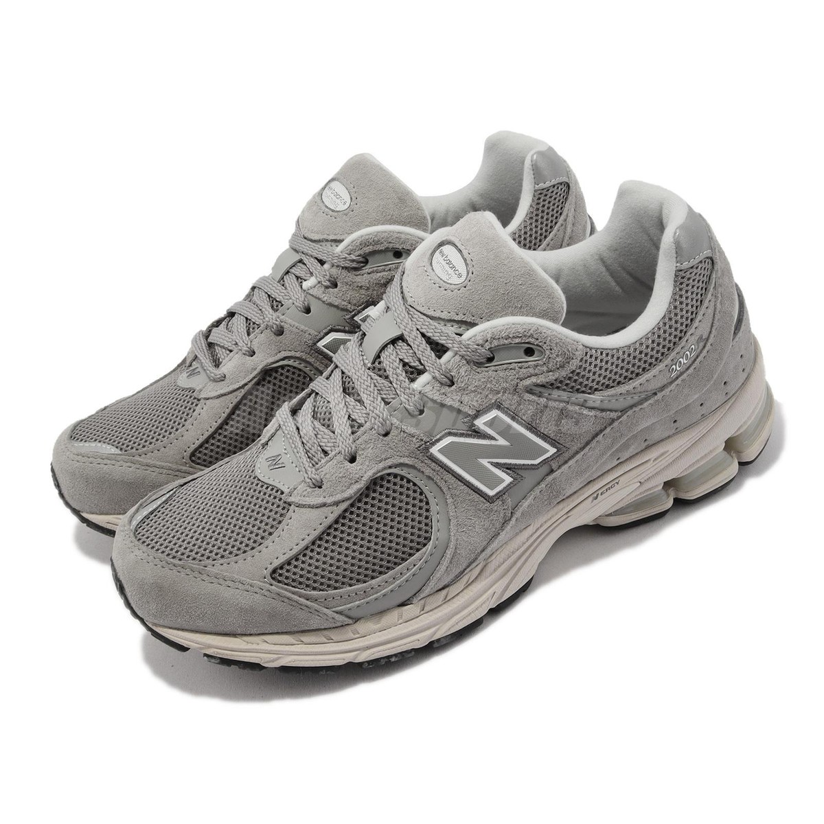 New Balance 2002R NB Marblehead Grey Metallic Silver Men New Balance 2002R NB Marblehead Grey Metallic Silver Men