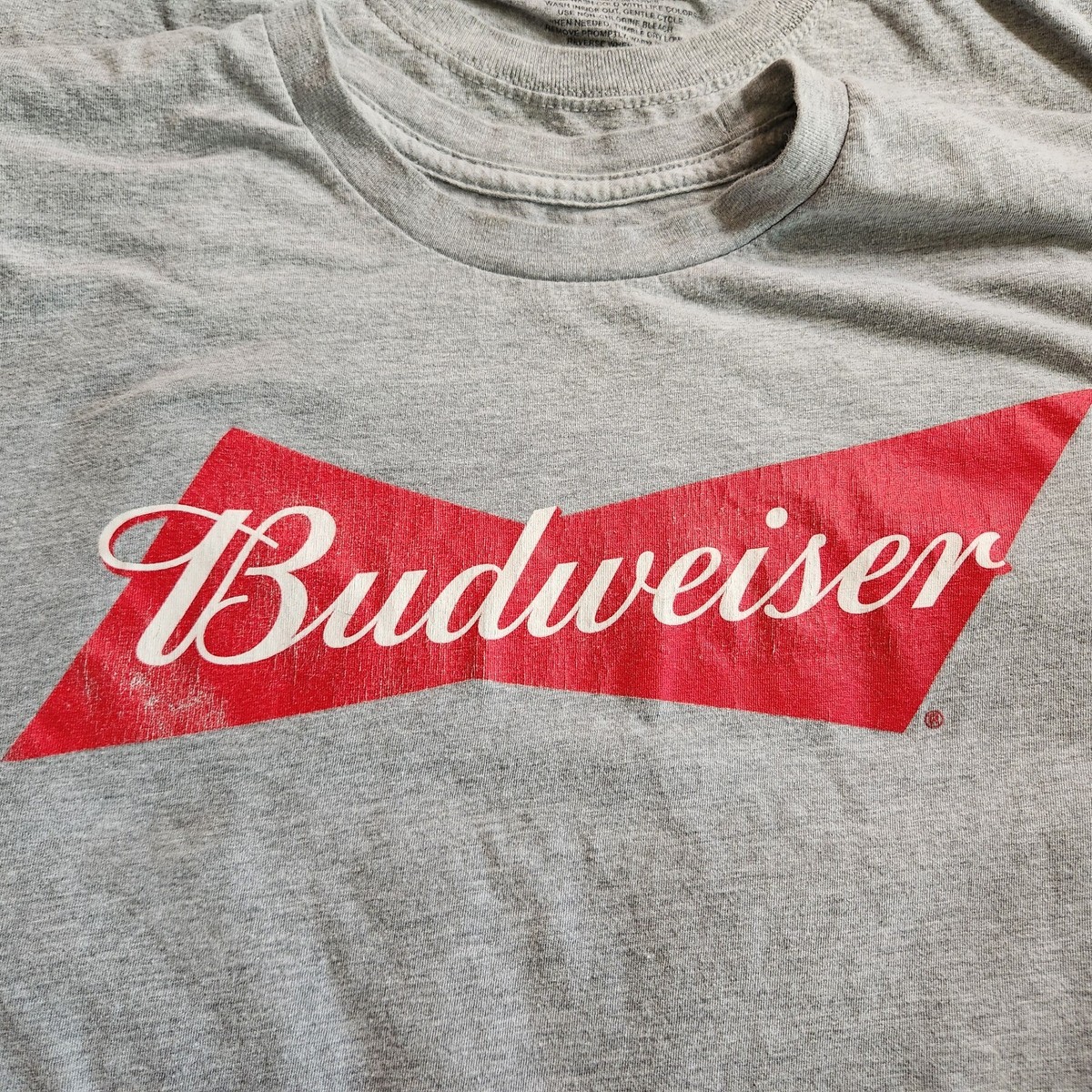 Budweiser Bowtie Gray T-Shirt Adult Size XL Unisex Mad Engine LLC Budweiser グレー Tシャツ