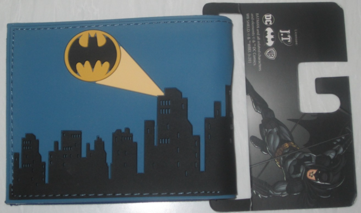 Batman Bat Signal Blue BIFOLD WALLET WITH ID HOLDER & Coin Zipper