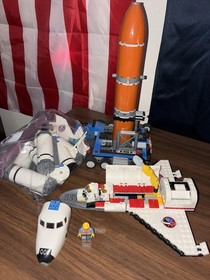 LEGO Creator Expert NASA Space Shuttle Adventure as pictured