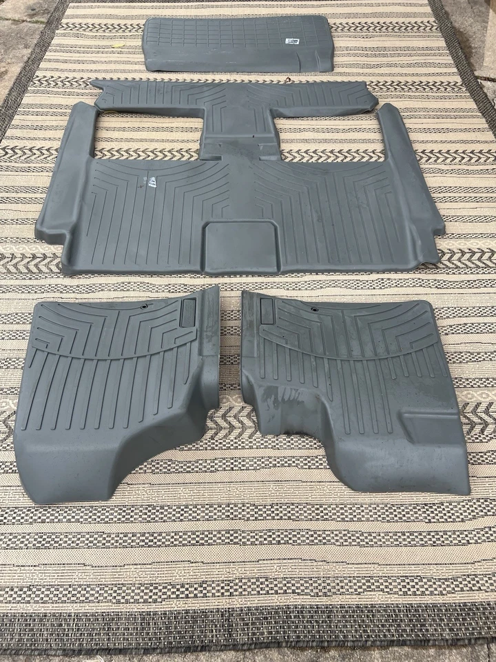 WeatherTech FloorLiners 2019 Dodge Caravan juego completo (464211-461414), gris Foto 2 de 4