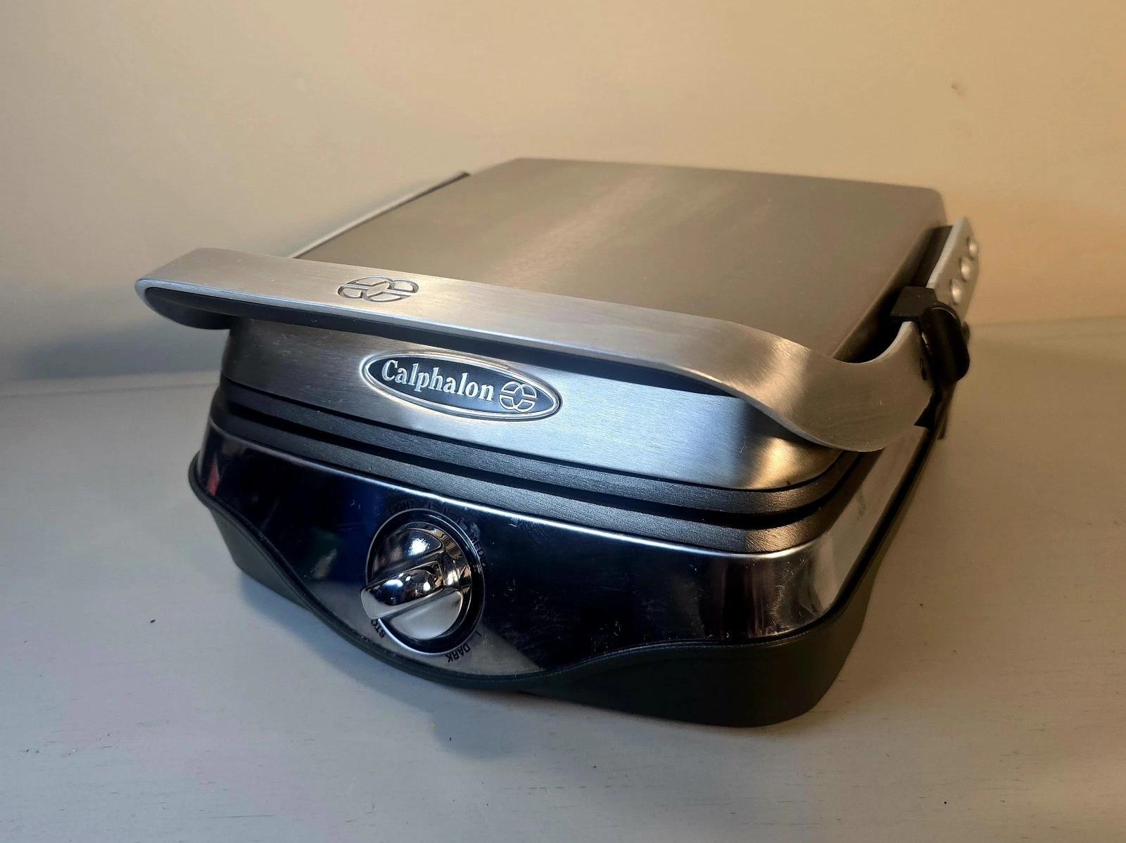 Calphalon Brushed Stainless Steel No Peek Waffle Maker HE400WM TESTED!