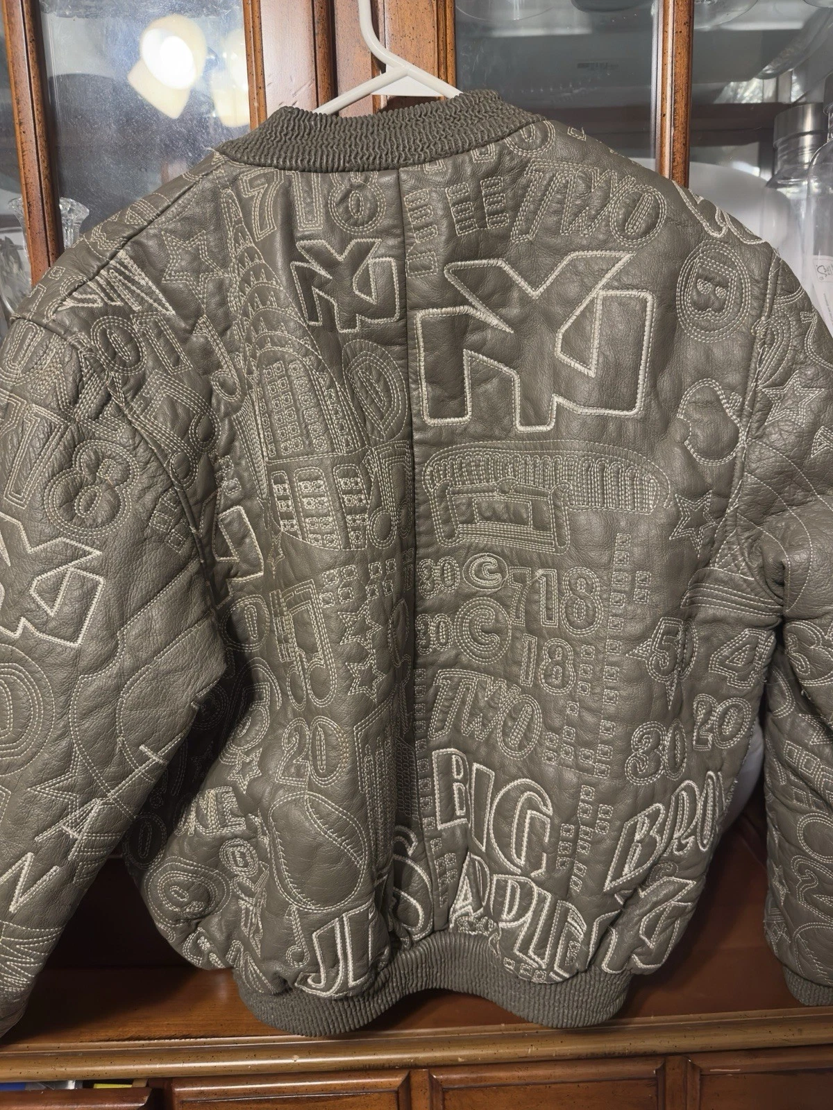 East Side Outerwear Men's Green Leather Bomber Jacket Full Zip Embroidered XL - product detail image 2