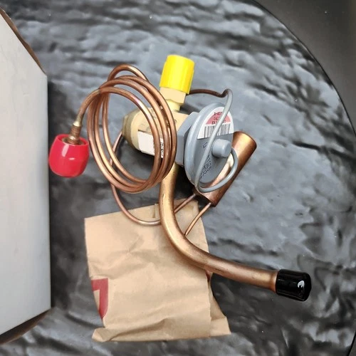 New EA36YD121 R-410A TXV Thermal Expansion Valve Armstrong HVAC 151371-002🔧