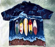 Vintage Paradise Found 100% Rayon Men's Button Up Shirt Size L.