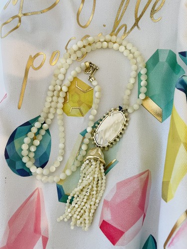 Kendra Scott Tatiana Necklace in Ivory 