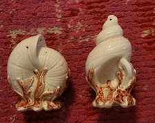VTG Fitz and Floyd ceramic ocean seashell shell salt and pepper shaker set