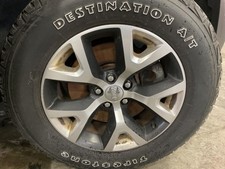 2014-2018 Jeep Cherokee 17x7.5 Wheel Polished Face Painted Pockets Oem