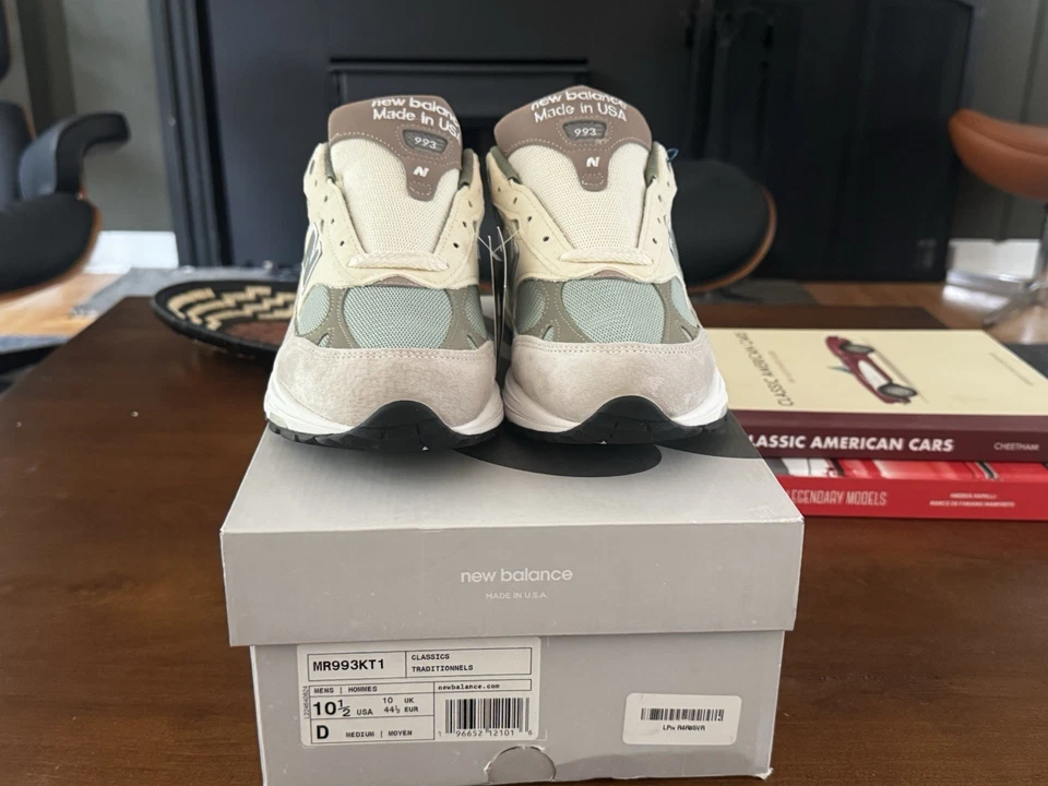 Size 10.5 - New Balance Kith x 993 Spring 101 MR993KT1 - Brand New - Image 3 of 4