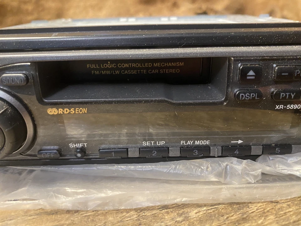 Sony XR-C5120R In Car Radio Cassette classic car tape radio  - Image 3 of 4