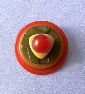Stack of 5 Vintage Bakelite Buttons