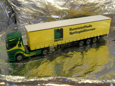 ** Herpa 298995 MB Axor Curtain Canvas Cover Semitrailer Meffle 1:87 HO Scale
