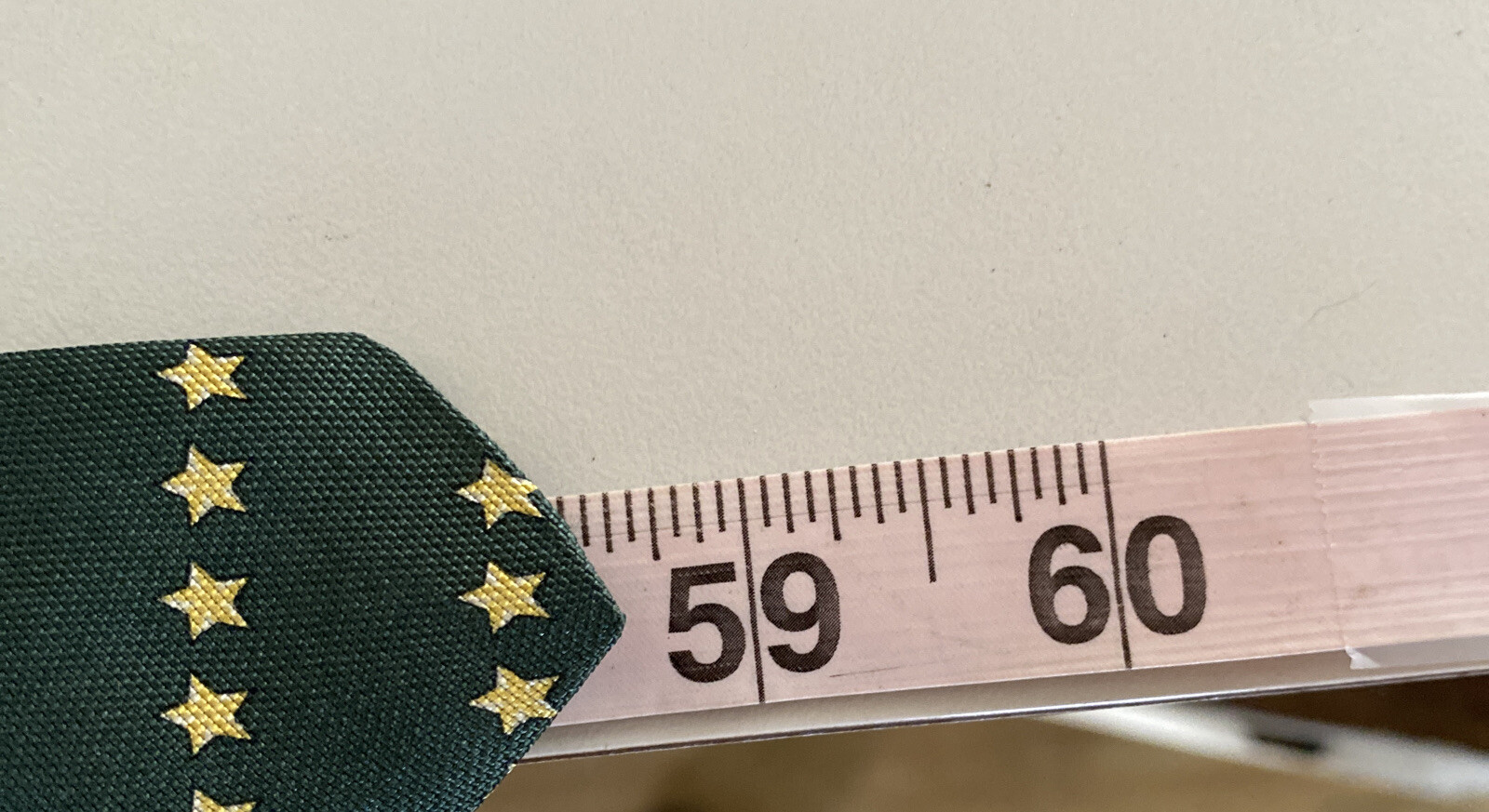 Tommy Hilfiger Men's Maroon & Green Stars And Coat Of Arms Neck Tie thumbnail 6