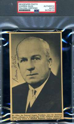 Warren Giles PSA/DNA Signed  Photo Autograph
