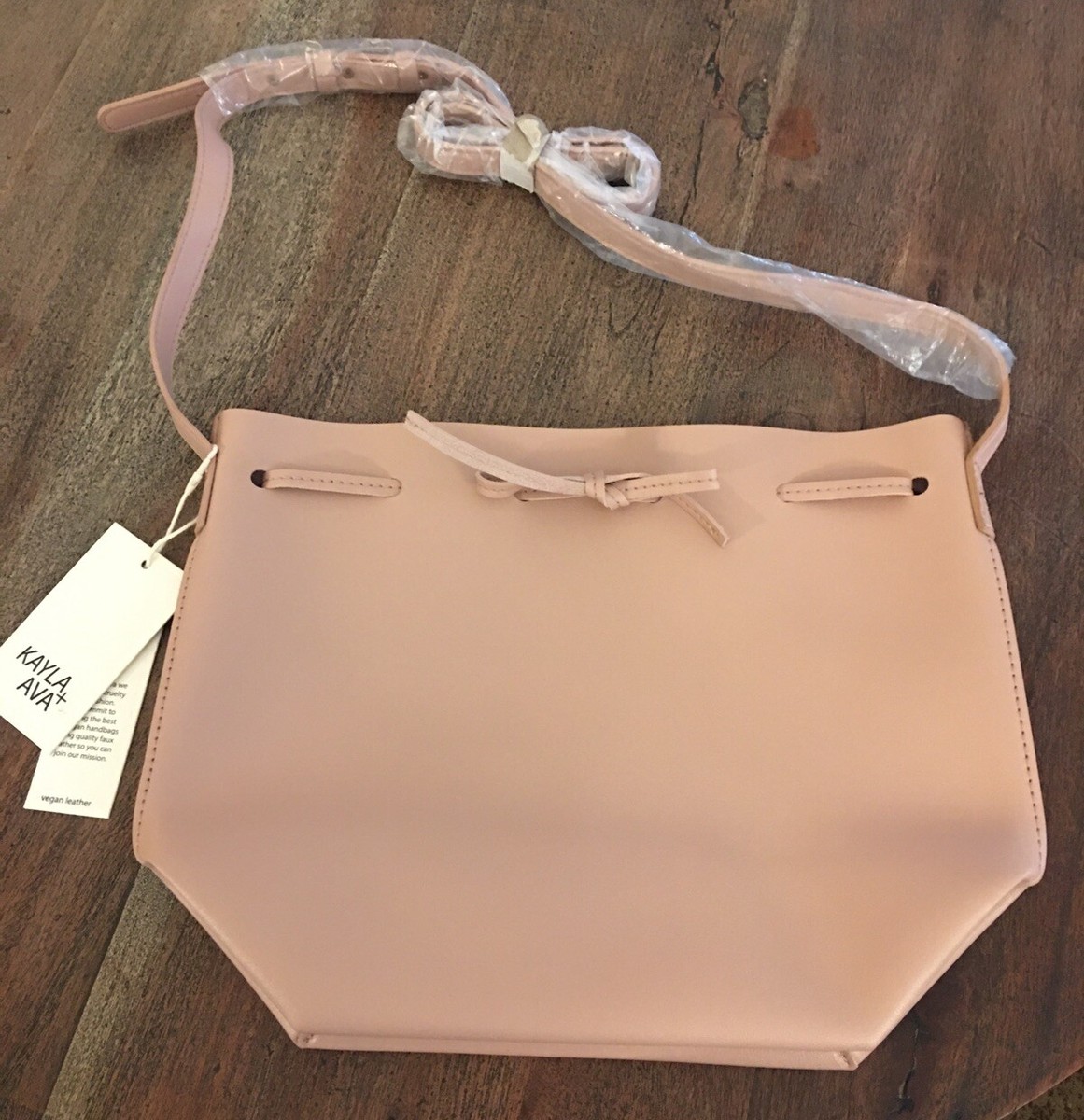 Kayla Ava Bow Tie Bucket Bag NWT