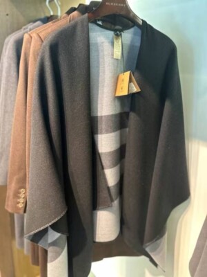 BURBERRY CHECK REVERSIBLE CAPE PONCHO SHAWL- Brand New With Tags