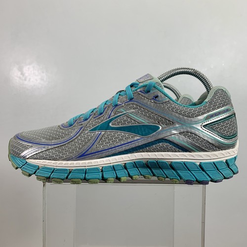 brooks gts size 9