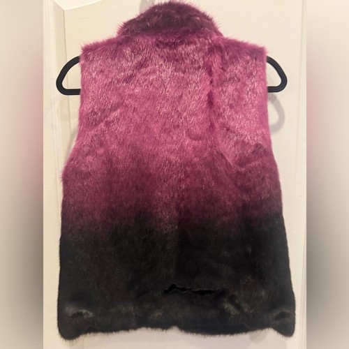 CEJON Vegan Faux Fur Ombre Vest Dark Pink Black M - Picture 2 of 6