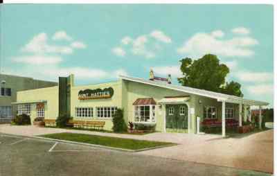 St. Petersburg FL ''Aunt Hattie's Restaurant''  Postcard Florida 