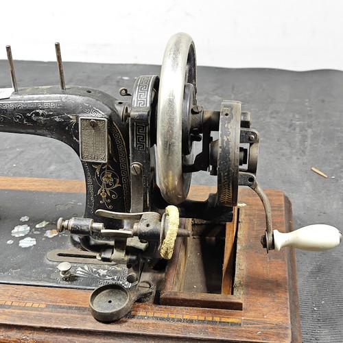 Antike Nähmaschine - ungeprüft, Vintage, Gebrauchsspuren - Bild 2 von 5