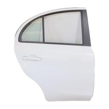 Porte arrière et accessoires Nissan MICRA