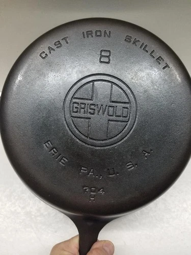 Griswold # 8 704 H Cast Iron Skillet Large Logo Restored No Spin Sits Flat